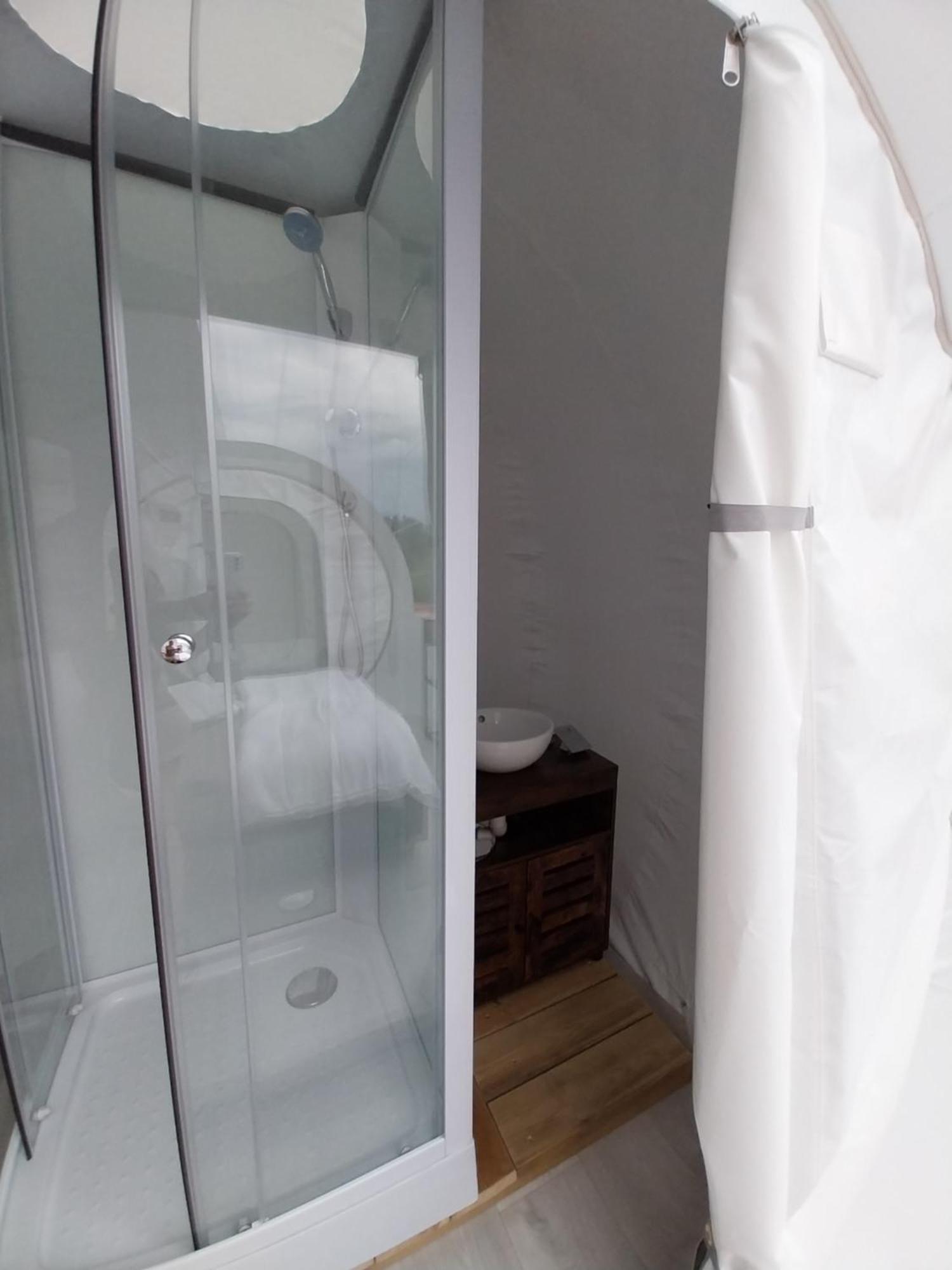 Hotel La Bubble La Salvetat-Peyrales Zewnętrze zdjęcie